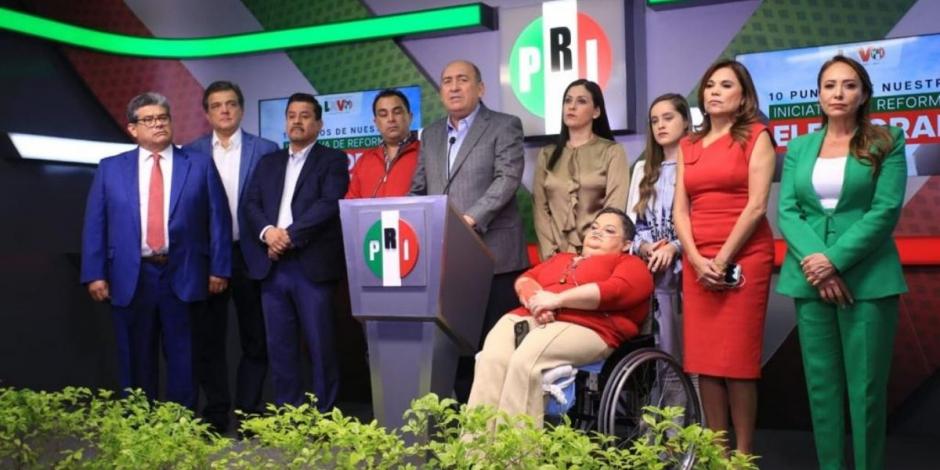 PRI presenta propuesta de Reforma Electoral; busca reducir diputados y crear figura de vicepresidente.