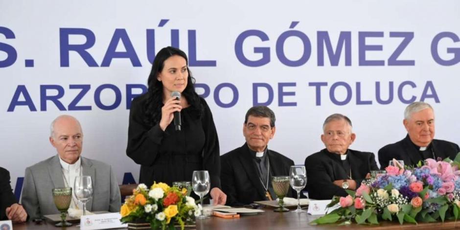 La secretaria de Desarrollo Social, Alejandra del Moral Vela, reconoció que es fundamental el trabajo que hace la Iglesia Católica para ayudar a las personas vulnerables e incluirlas en el desarrollo.