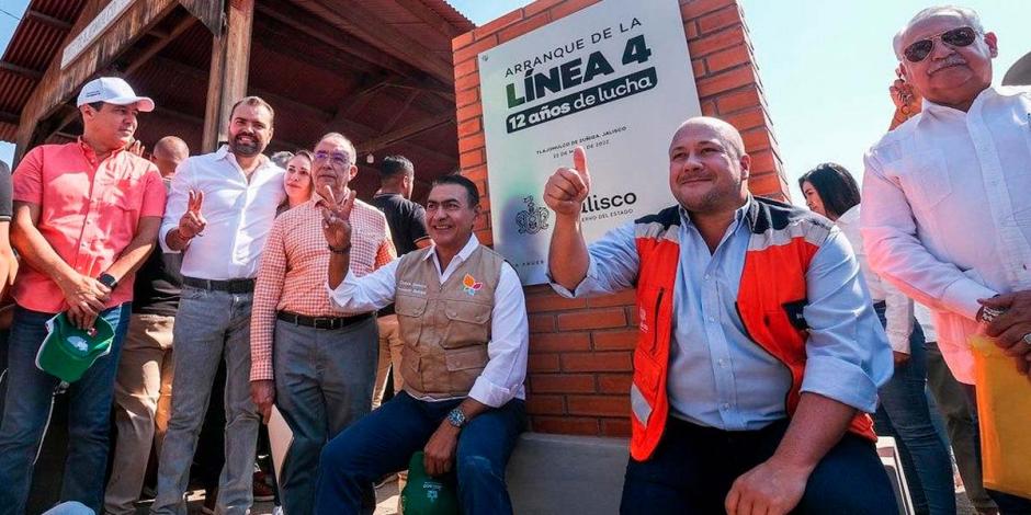 Enrique Alfaro, gobernador de Jalisco en el banderazo de arranque de las obras de construcción de la Línea 4 de Mi Tren