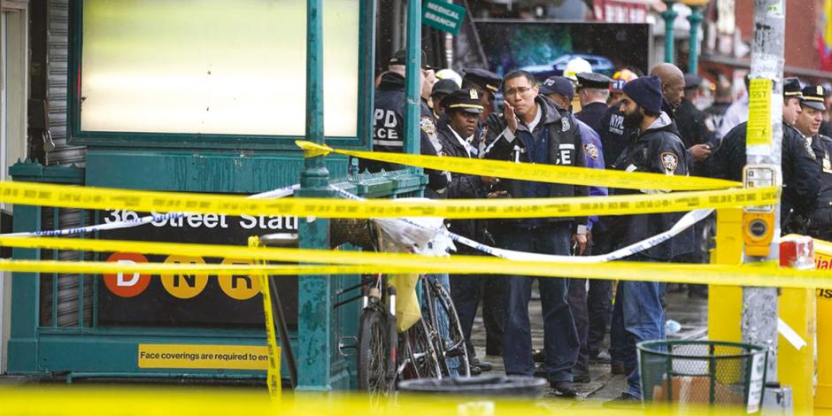 Dos tiroteos se han registrado en el transporte público con dirección a Manhattan en los últimos dos meses; el anterior ocurrió el pasado 12 de abril también al interior del vagón.