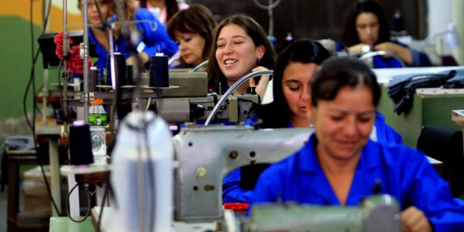 Participación laboral de mujeres impulsaría PIB