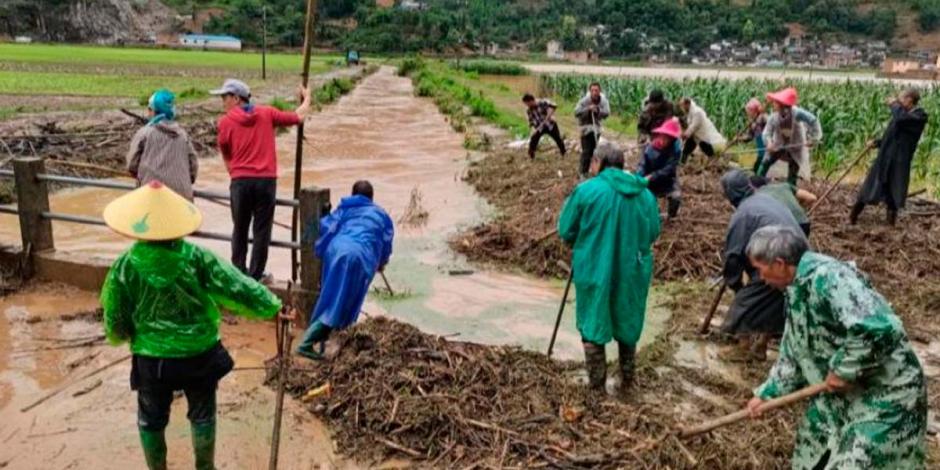 China: Al menos 15 muertos y 3 desaparecidos por lluvias torrenciales