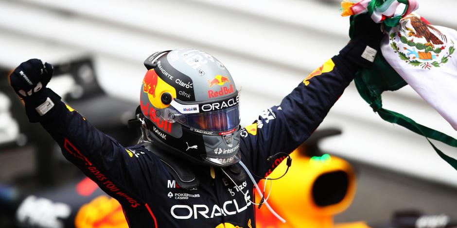 Checo Pérez celebra su triunfo en el Gran Premio de Mónaco de F1, el pasado 29 de mayo.