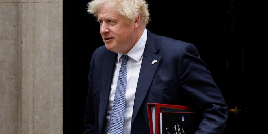 El primer ministro británico, al salir de sus oficinas en Downing Street.