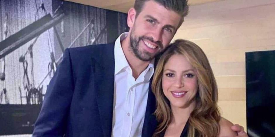Shakira y Piqué son captados juntos de viaje