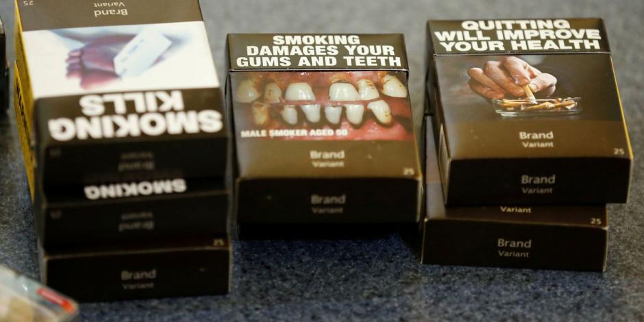 Canadá busca etiquetar cigarrillos con advertencia de riesgos a la salud.