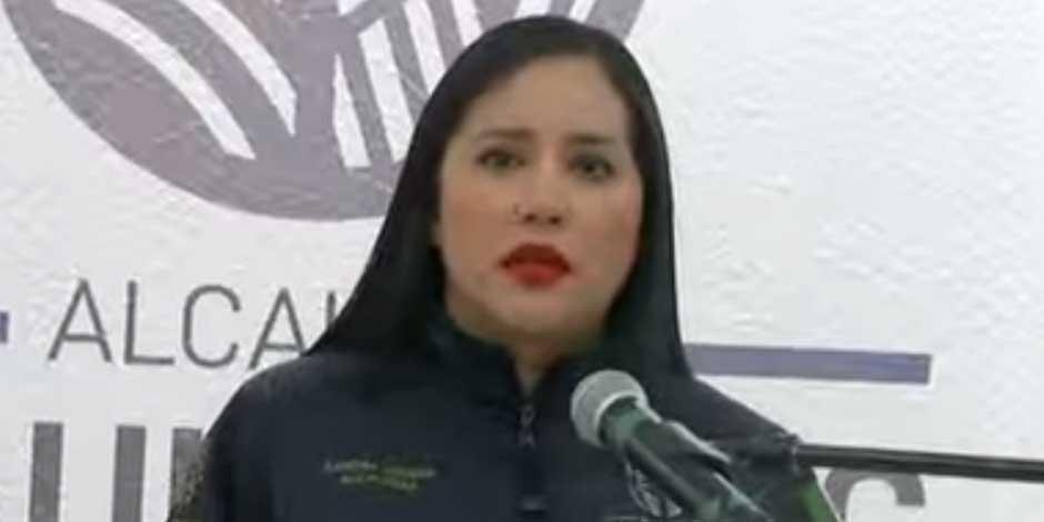 Sandra Cuevas en conferencia ante medios tras notificación de inhabilitación