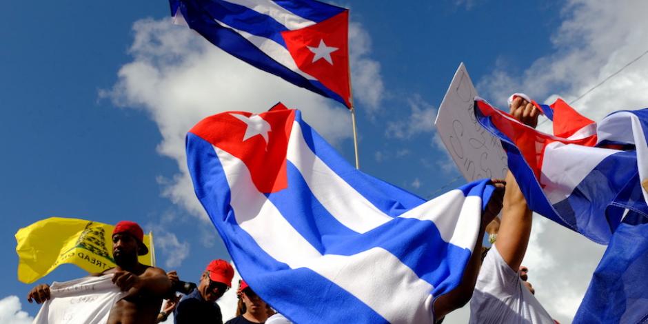 Miles de manifestantes se congregaron en varios puntos de La Habana para exigir comida y medicina, ante los abusos del régimen, lo que desató múltiples arrestos.