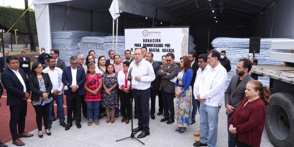 Independientemente de diferencias partidistas, en San Lázaro donaron casi 10 mdp para damnificados en Oaxaca.