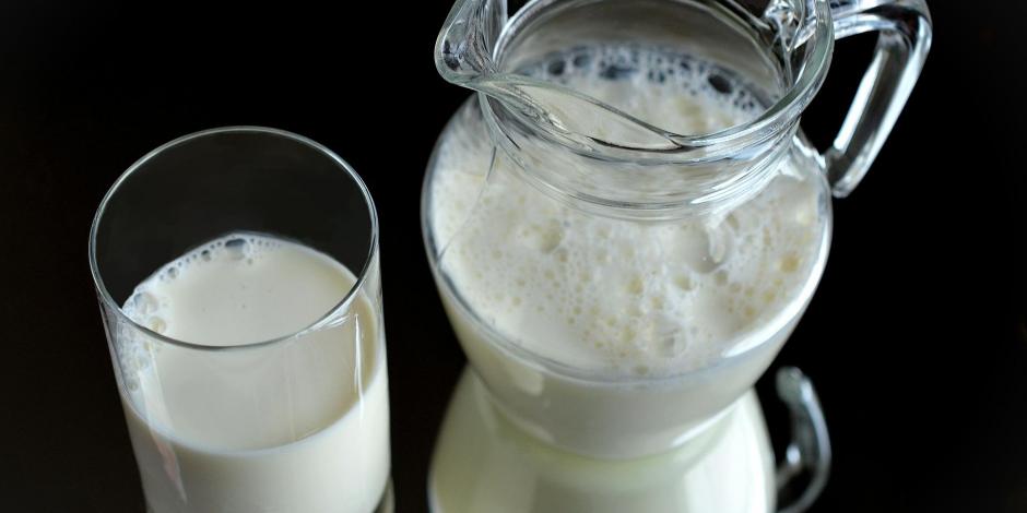 Al menos una docena de niños resultó intoxicada tras beber sellador de pisos en lugar de leche, en Alaska.