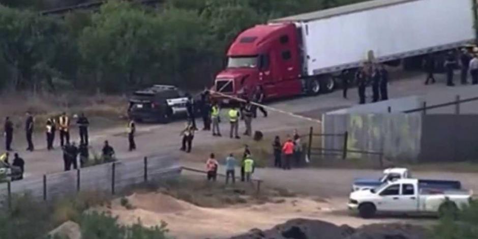 Subió a 50 la cifra de migrantes muertos hallados en tráiler en Texas