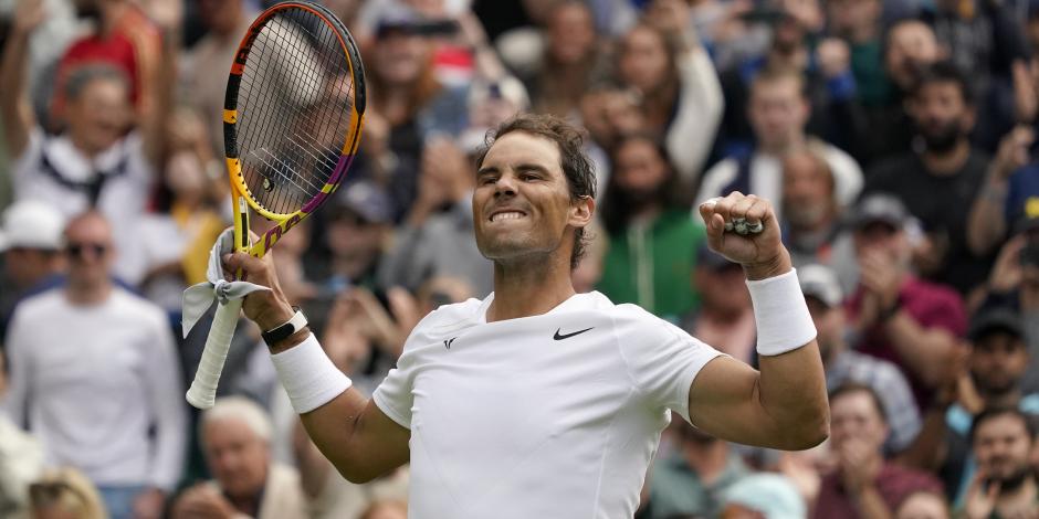 Rafael Nadal celebra su victoria ante Francisco Cerundolo en Wimbledon.