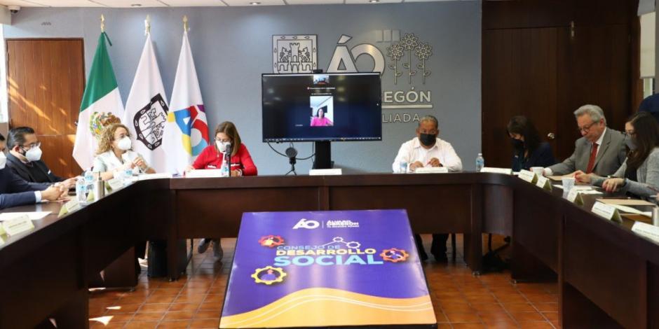 La alcaldesa de Álvaro Obregón, Lía Limón García, presentó la política social que la alcaldía realiza para mejorar calidad de vida de quienes más lo necesitan.