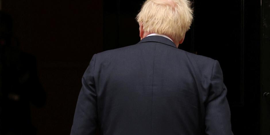 Boris Johnson, ayer tras anunciar su dimisión.