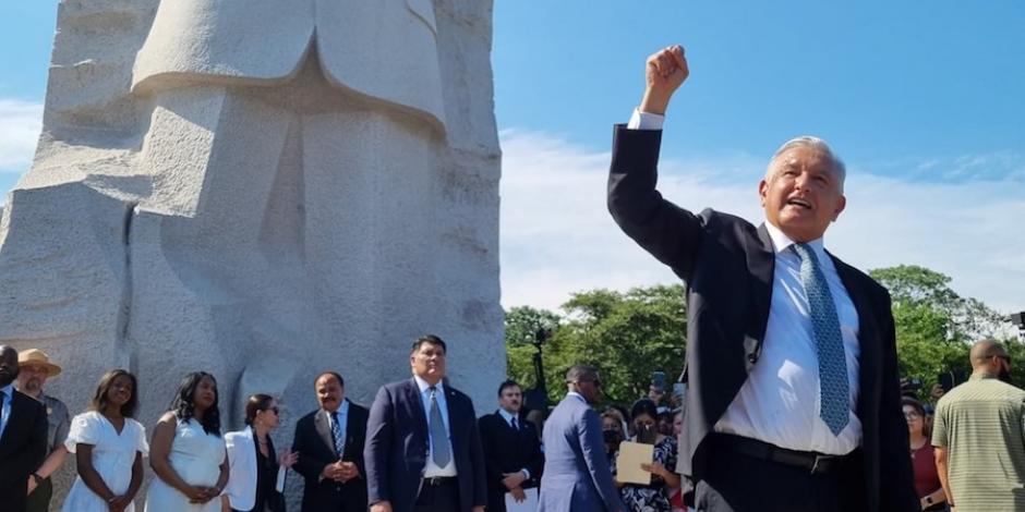 El mandatario realizó un breve mitin en el memorial dedicado a Martin Luther King, ayer.