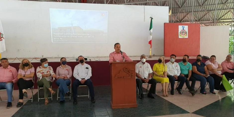 Denuncian aumento salarial de 25 a 63% de gobernadora de Colima y 24 de sus funcionarios de gabinete.