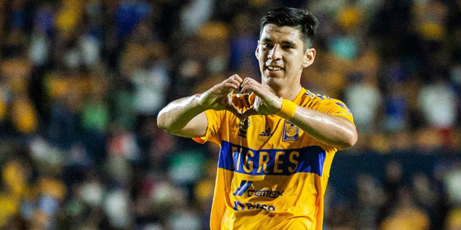 Jesús Angulo colaboró para que Tigres sumara otra victoria en la Liga MX.