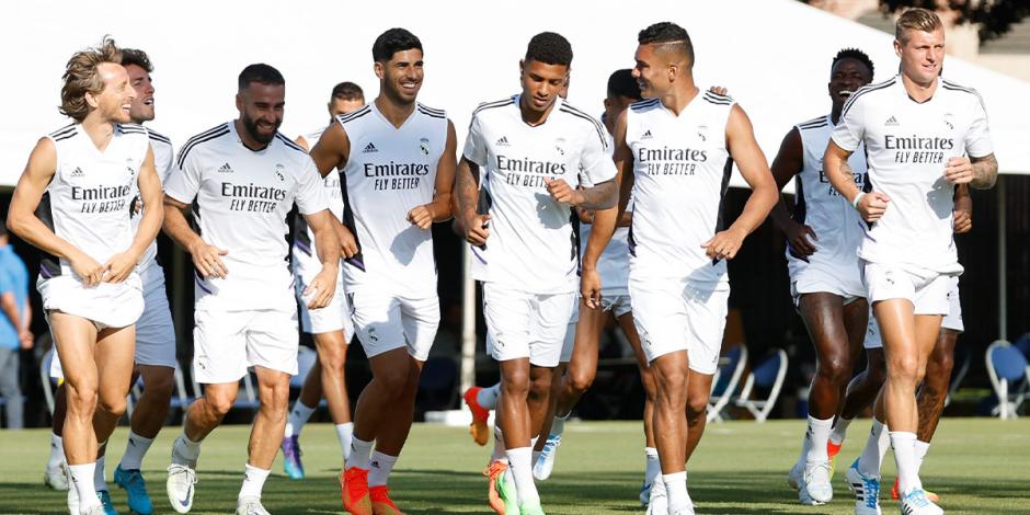 Jugadores del Real Madrid entrenan en la pretemporada del club en los Estados Unidos.