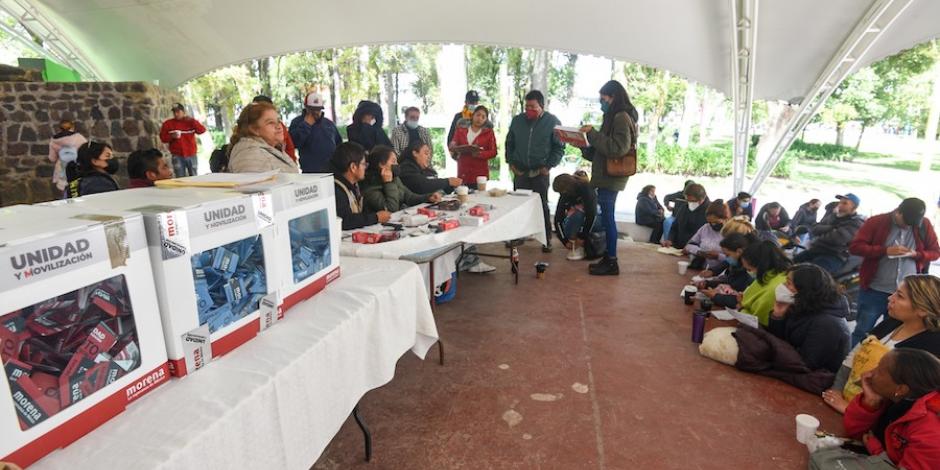 El conteo de votos por la elección de delegados rumbo al Congreso Nacional de Morena, continúo hasta ayer en Toluca, Estado de México.