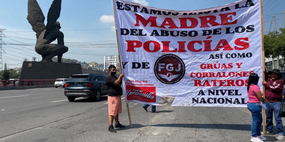 Uno de los puntos de protesta fue la carretera federal México-Pachuca.