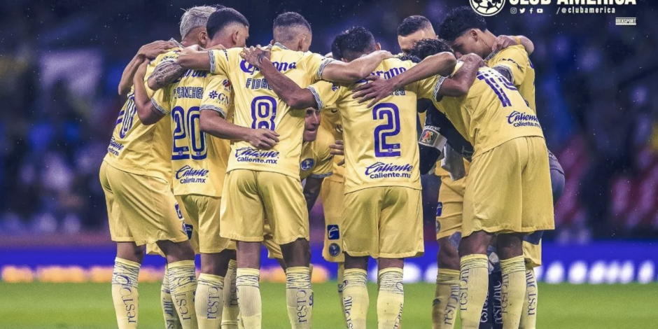 Los futbolistas del América previo a uno de sus juegos en el Torneo Apertura 2022 de la Liga MX.