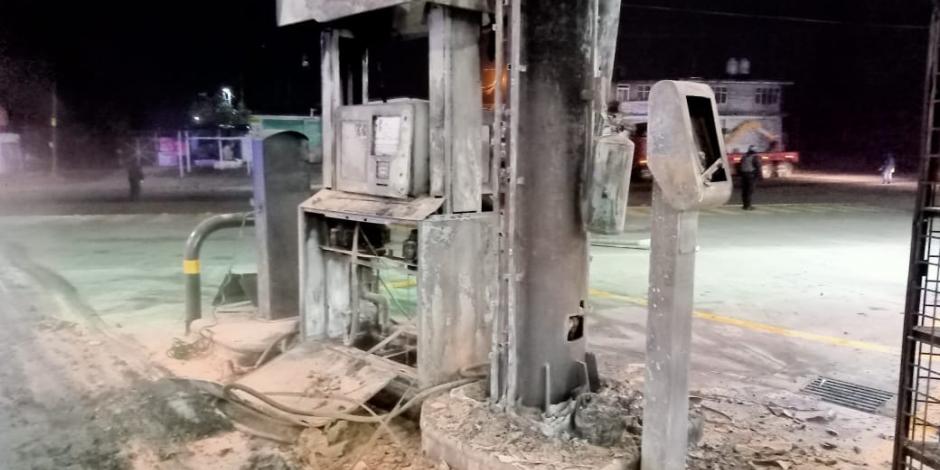 Grupo armado causa explosión en una gasolinera en Zitácuaro, Michoacán