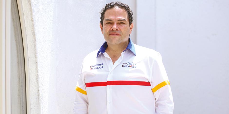 Enrique Vargas del Villar, en entrevista con La Razón, en Toluca.
