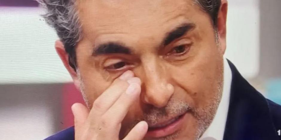 Raúl Araiza se tatúa por vencer su alcoholismo ¿Mensaje profundo? (FOTOS)
