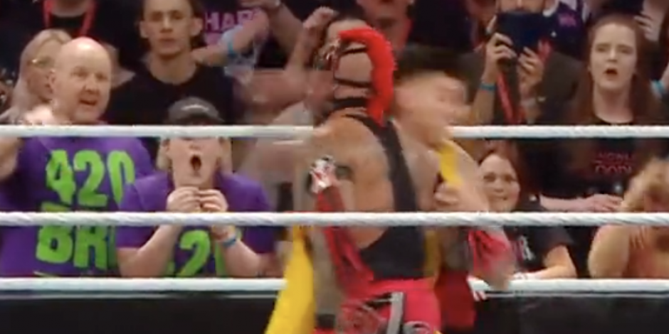 Dominik sorprendió a todos los aficionados de la WWE con el brutal golpe que le endosó a su padre Rey Mysterio.