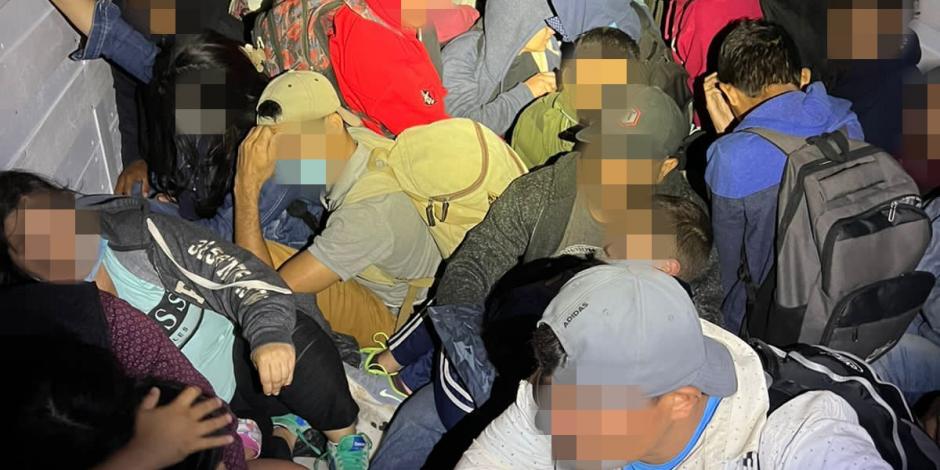 INM rescata a 266 migrantes hacinados en Nuevo León.