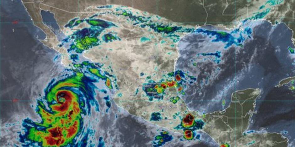 "Kay" se intensifica a huracán categoría 2 este miércoles; prevén lluvias torrenciales en Baja California Sur.