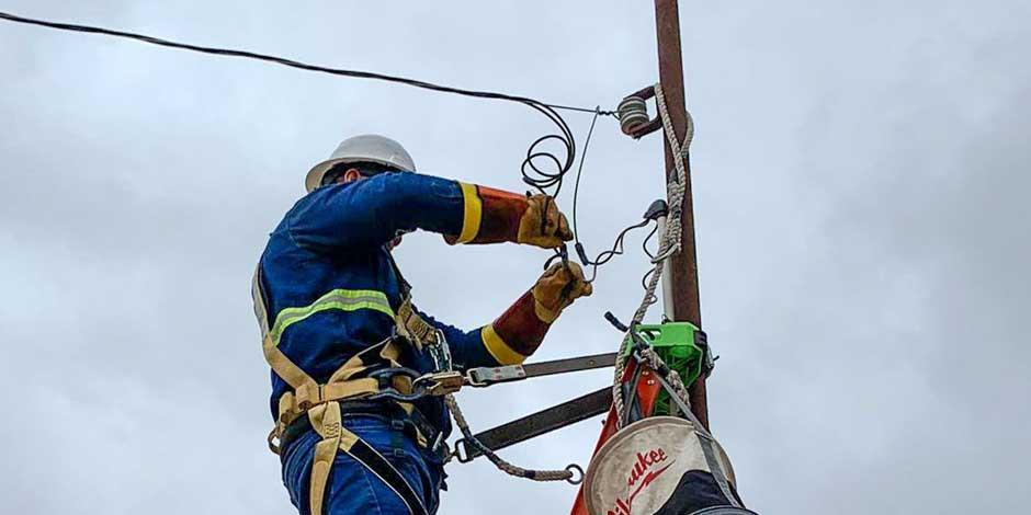 La CFE  informó que se ha restablecido el suministro eléctrico al 81% de los usuarios afectados por el paso del huracán Kay en Baja California, Baja California Sur y Sonora