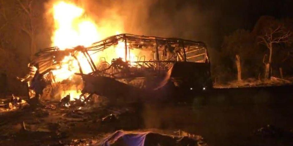 El accidente registrado en Tamaulipas provocó una explosión, cuyo fuego calcinó a la mayoría de las víctimas.