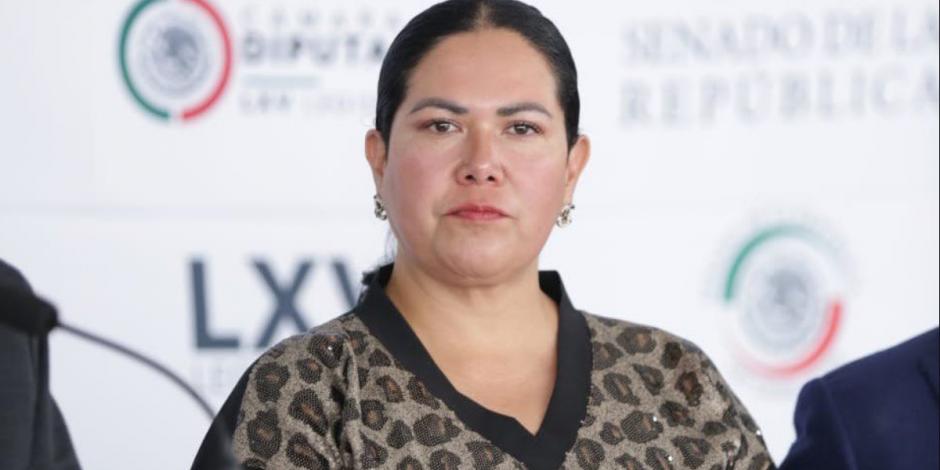 Alejandra León deja al Grupo Plural y se integra a la bancada de Movimiento Ciudadano en el Senado de la República.