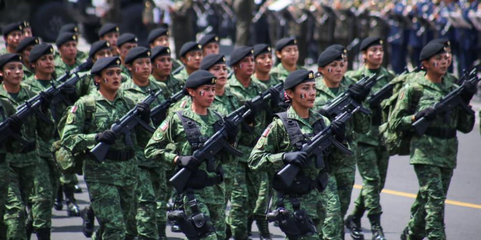 Elementos de las Fuerzas Armadas durante el Desfile Militar 2022.