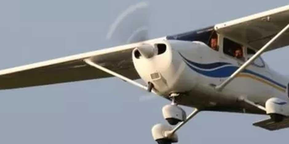 Choque de dos avionetas en el aire deja tres personas muertas en Denver. En la imagen, una avioneta tipo Cessna 172 Skyhawk