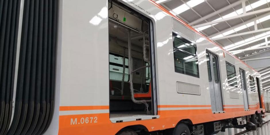 Llegó a México el primer tren nuevo para la L1 del Metro CDMX.