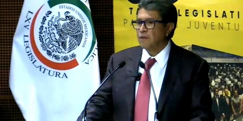 Ricardo Monreal durante su participación en el evento  "10 por México, Taller Legislativo para las Juventudes”,