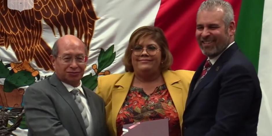 Alfredo Ramírez Bedolla rinde su Primer Informe de Gobierno en el Congreso de Michoacán.