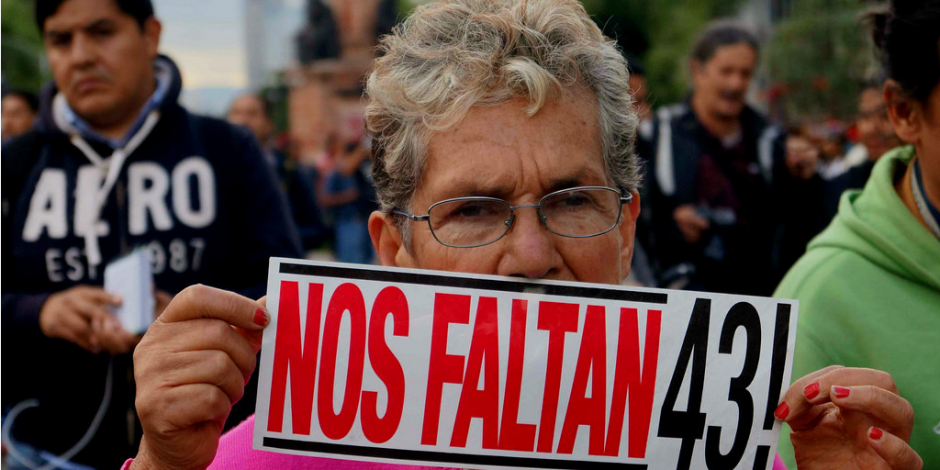 FGR cancela al menos 21 de las 83 órdenes de aprehensión contra servidores públicos por el caso Ayotzinapa