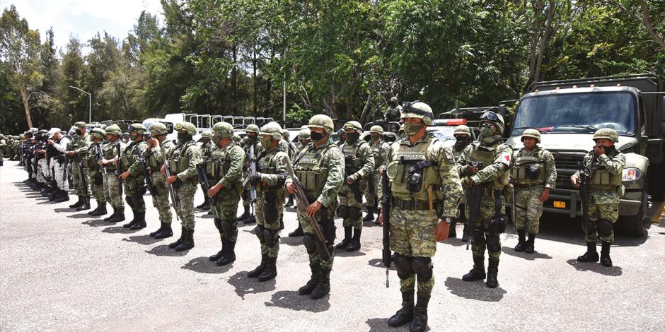 Elementos de Sedena en tareas de seguridad pública en Chilpancinco, Guerrero, el pasado 18 de julio.