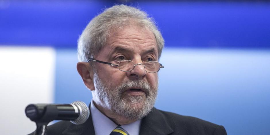 Lula se somete a un nuevo examen de garganta con resultados "normales", según los médicos.