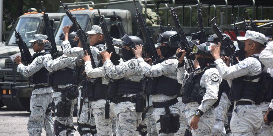 Congreso de Sinaloa aprueba reforma constitucional para que las fuerzas militares continúen en labores de seguridad pública hasta el 2028; diputados de la Ciudad de México también avalaron la presencia de militares en las calles