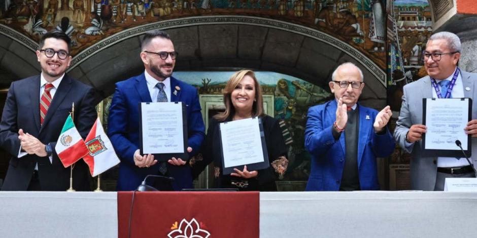 Lorena Cuéllar encabeza la firma de la “Declaración por Tlaxcala”