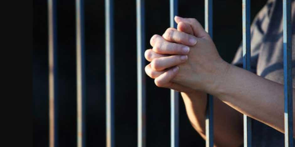 Hijos de presas corren riesgo en las cárceles