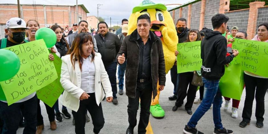 Ricardo Gallardo anuncia la entrega de apoyos a familias de Villa de Ramos, San Luis Potosí.