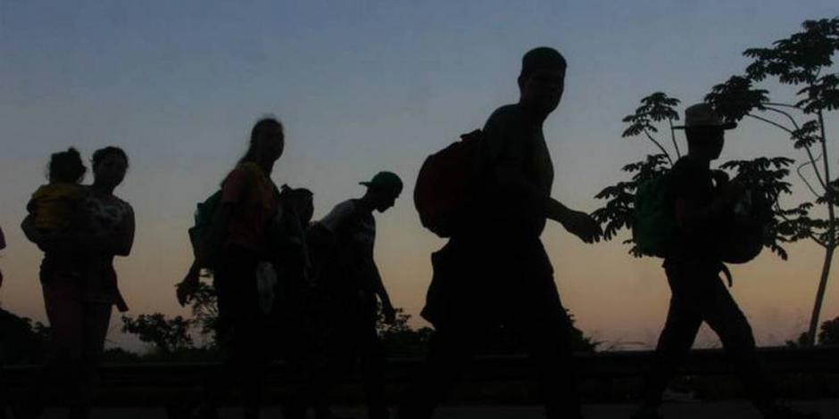 México advierte a migrantes venezolanos que no formen caravanas