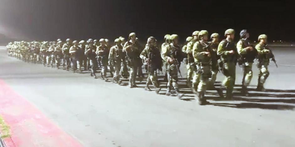 Elementos del Ejército arribaron a Nuevo Laredo, ayer.