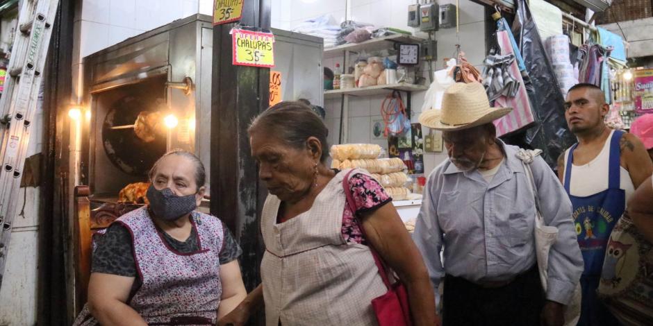 COVID-19: México registra 5 mil 903 nuevos contagios y 70 muertes en una semana.
