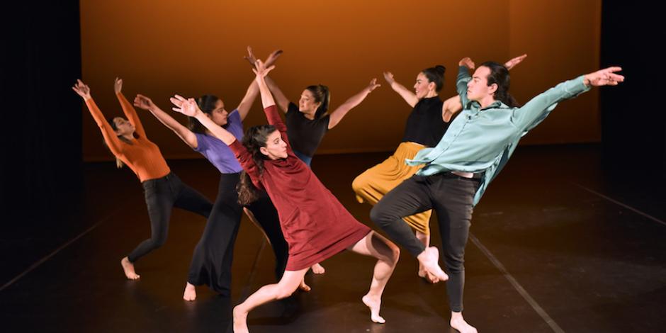 Bailarines, en un ensayo de la coreografía Bach Dance Project.